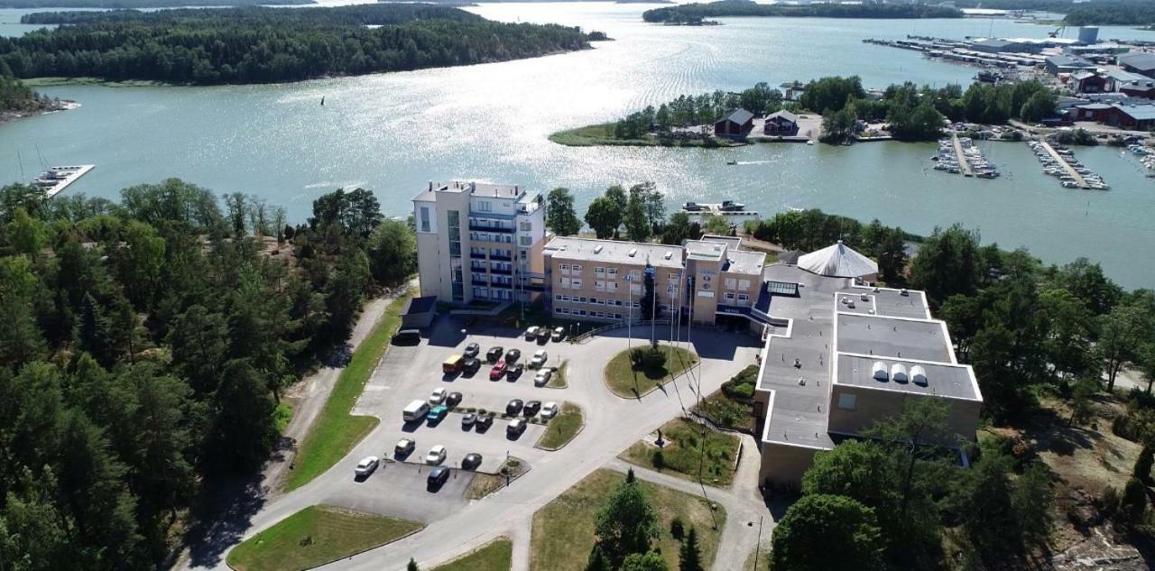 Finlandia Hotel Aquarius Uusikaupunki Bagian luar foto